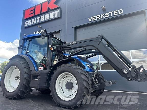 Valtra G135 Activ Tractors
