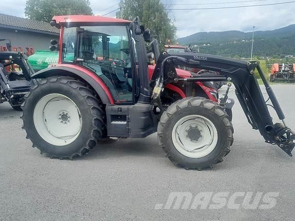 Valtra G135 Active Tractors