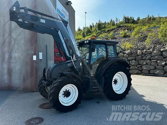 Valtra N 121 Tractors