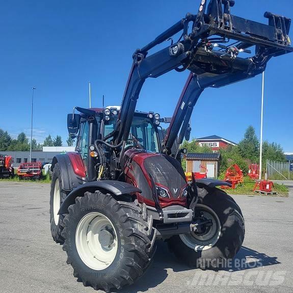 Valtra N 174 Tractors