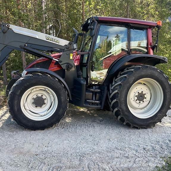 Valtra N103 Tractors