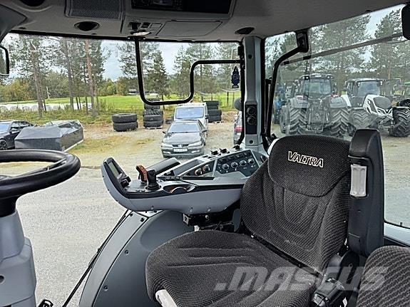 Valtra N134D Tractors
