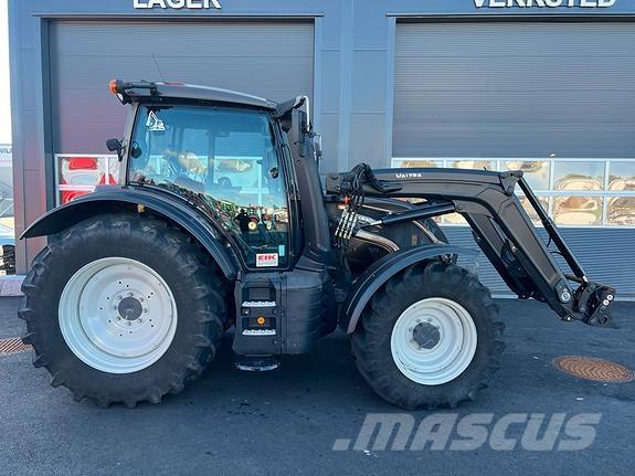 Valtra N155EH Tractors