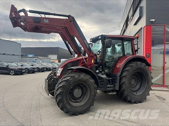 Valtra N163D Tractors