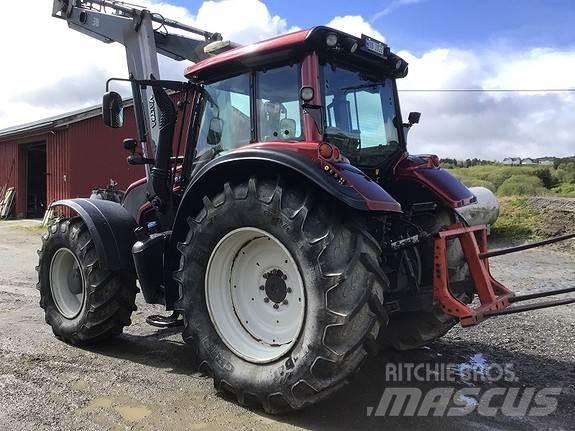 Valtra N163Direct Tractors