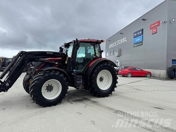 Valtra N174 Tractors