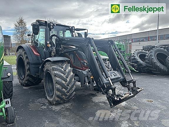 Valtra N174 Tractors