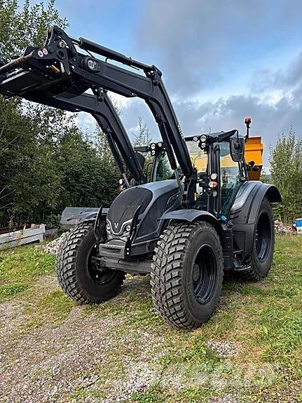 Valtra N175 Direct Tractors
