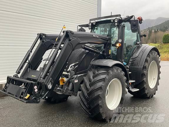 Valtra N175D Tractors