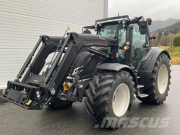 Valtra N175D Tractors