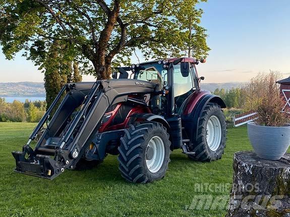 Valtra T174D Tractors