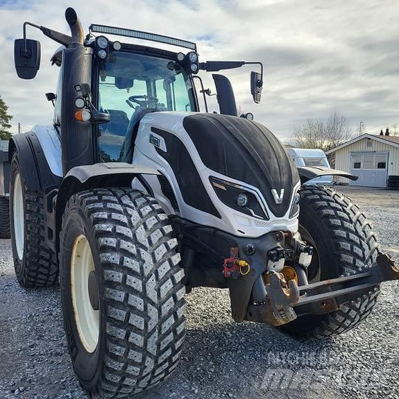 Valtra T174D Tractors