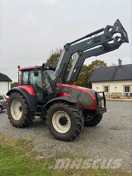 Valtra T190 Tractors