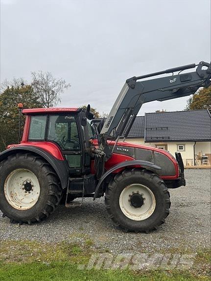 Valtra T190 Tractors