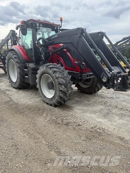 Valtra T254V Tractors