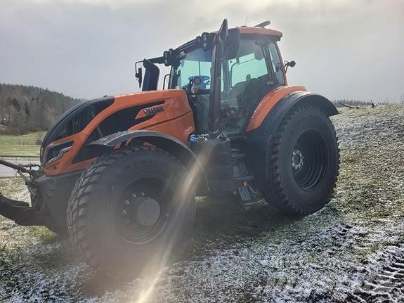 Valtra T255 Tractors