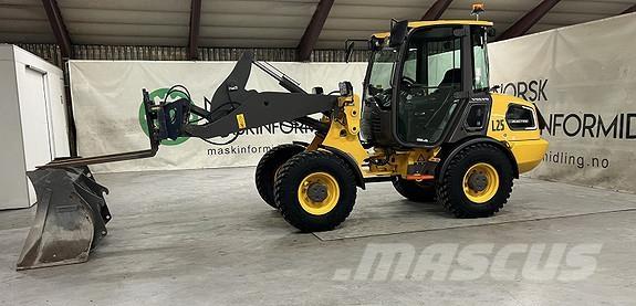 Volvo JL25H Wheel Loaders