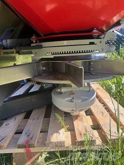   Manure spreaders