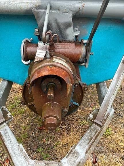   Manure spreaders