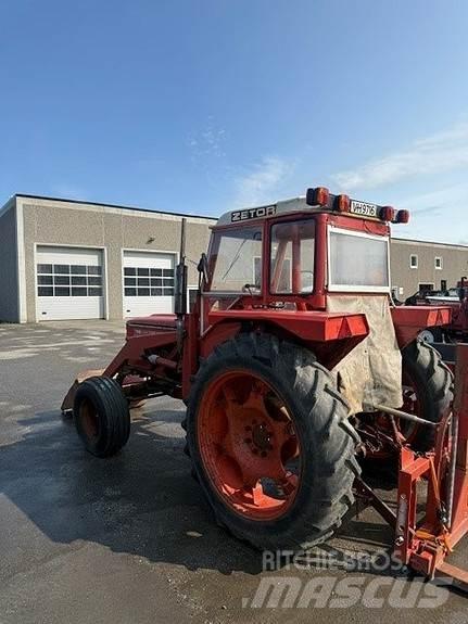 Zetor 5711 Tractors