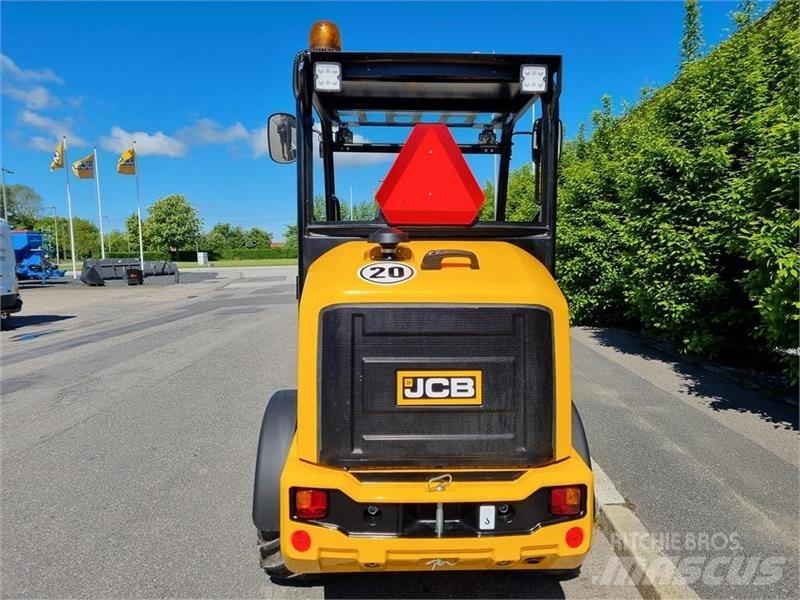 JCB 403 AGRI Mini Loader