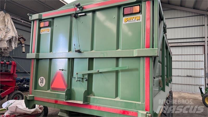 Smyth FM26 Tip Trailers