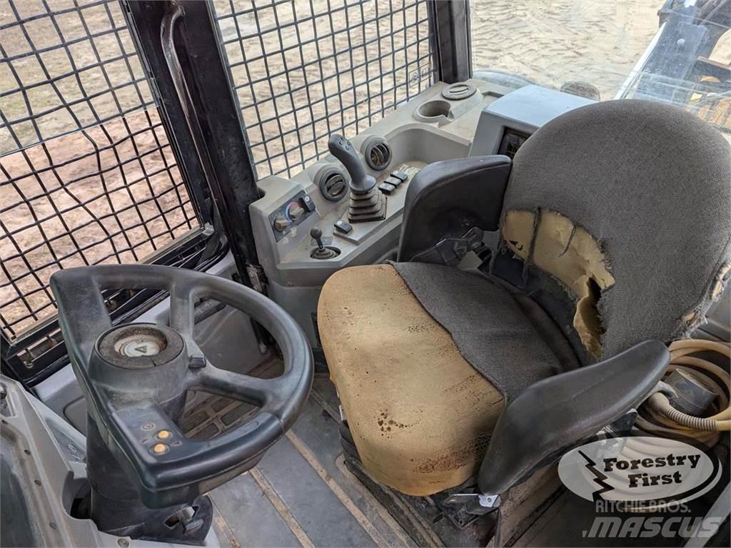 CAT 535C Skidders
