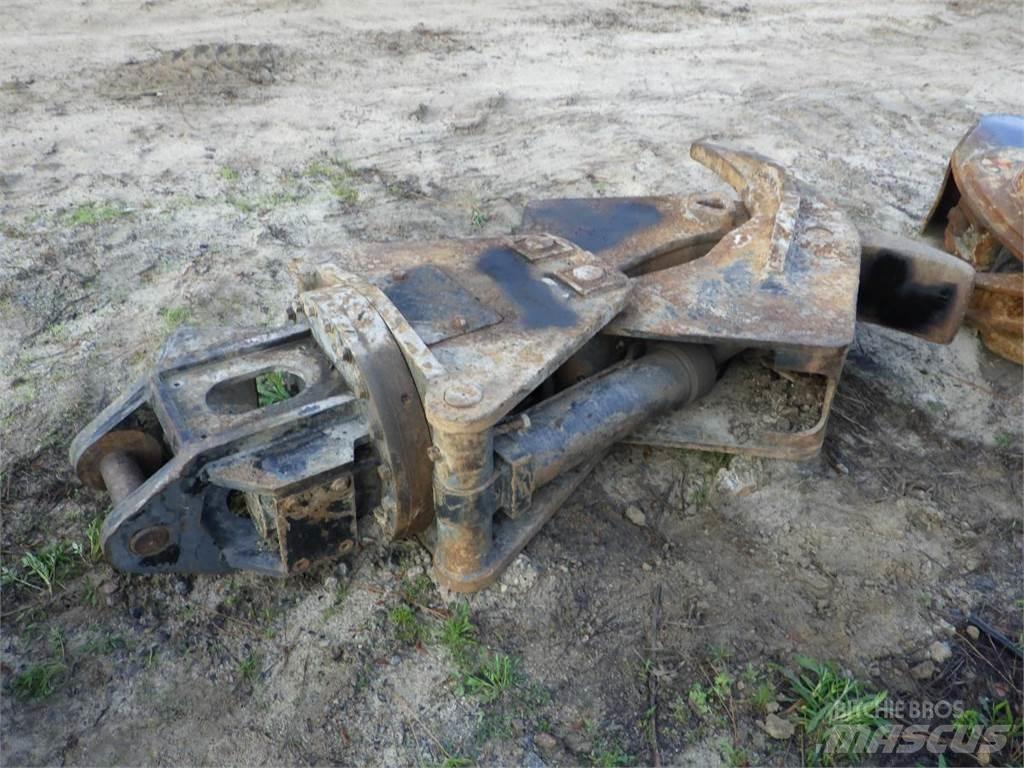 CAT GLL52 Grapples/Grapple Trucks