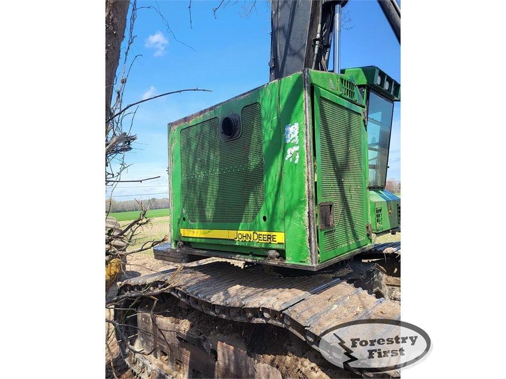 John Deere 753J Feller Bunchers