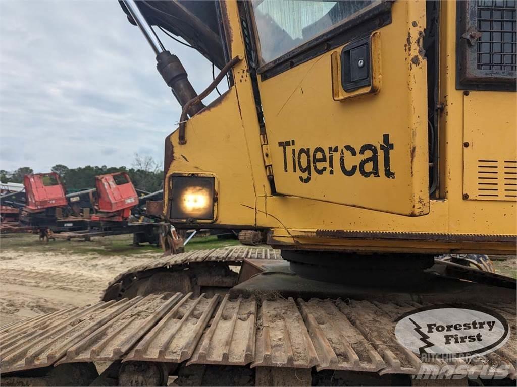 Tigercat 860S Knuckleboom loaders