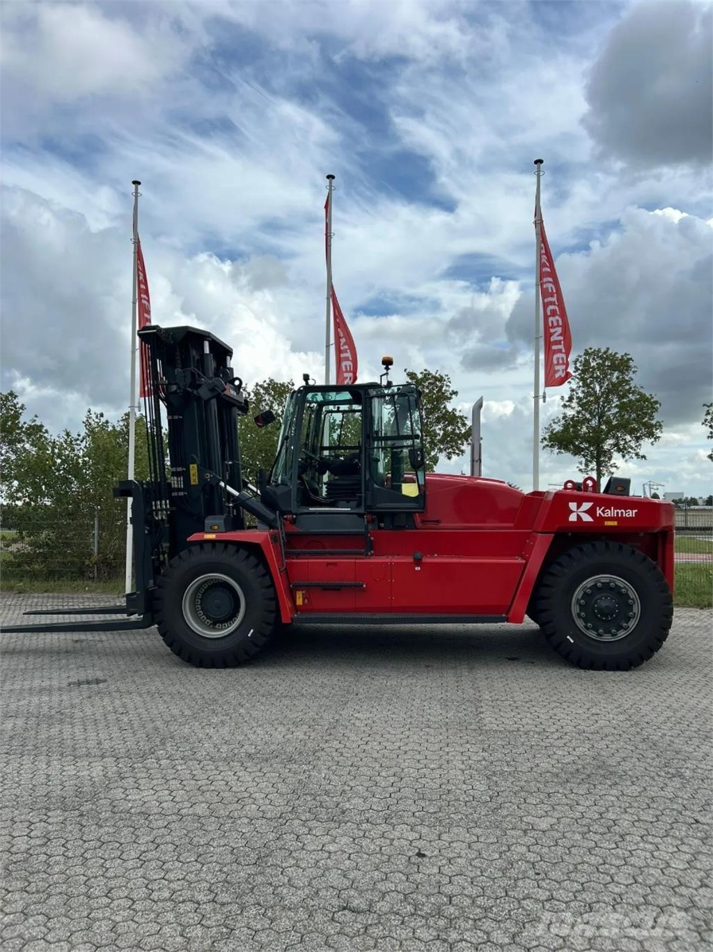 Kalmar DCG250-12 Diesel Forklifts