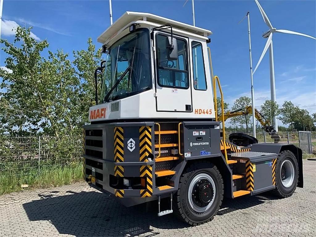 Mafi HD445 4x4 Shunt Trucks