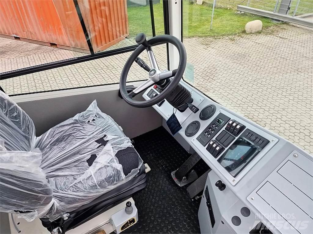 Mafi T230 Shunt Trucks