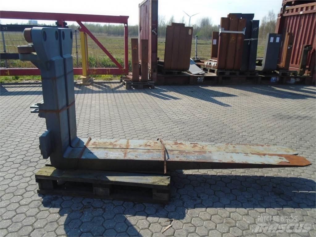 Terberg YT220 Shunt Trucks