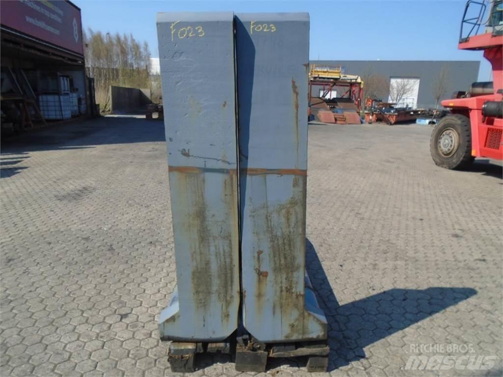 Terberg YT220 Shunt Trucks