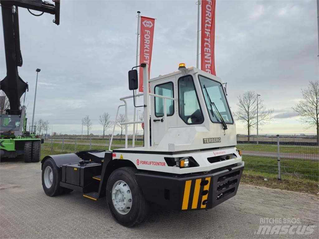 Terberg YT220 Shunt Trucks