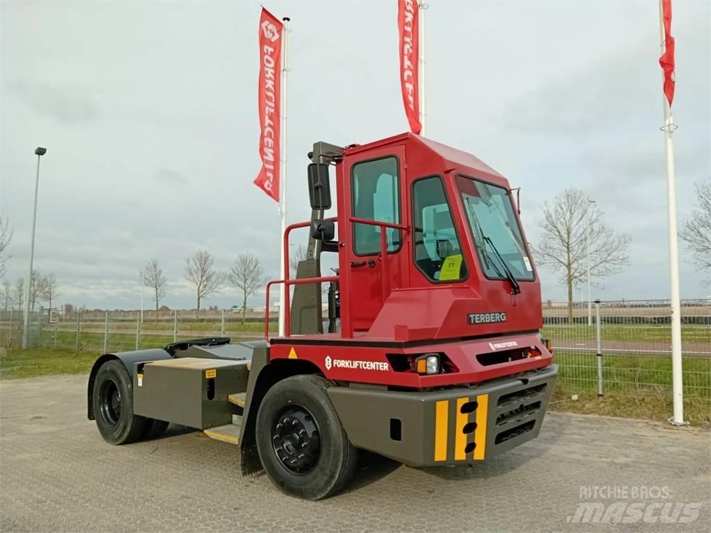 Terberg YT220 Shunt Trucks