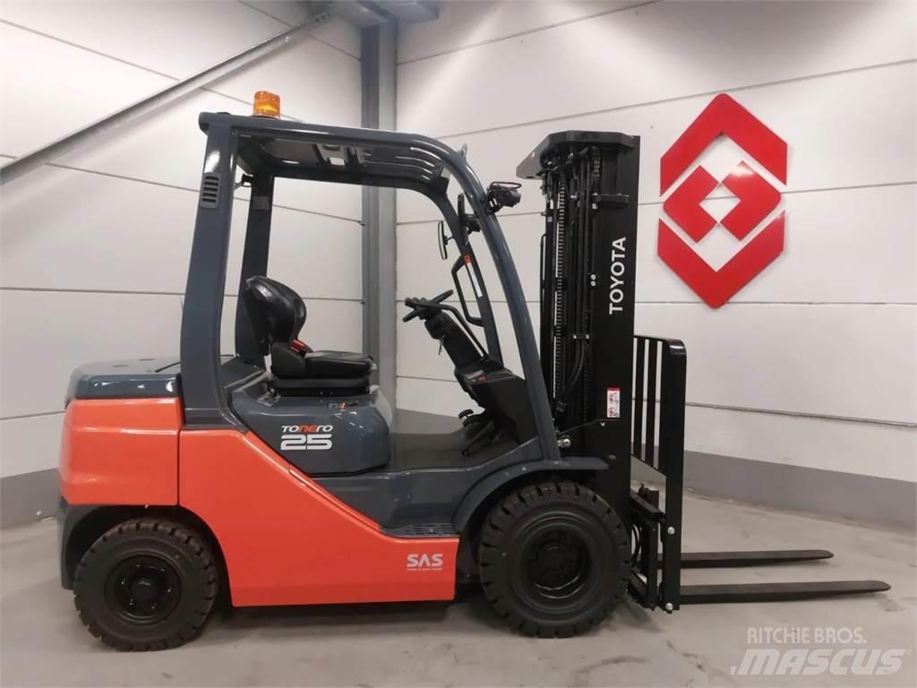 Toyota 52-8FDF25 Diesel Forklifts