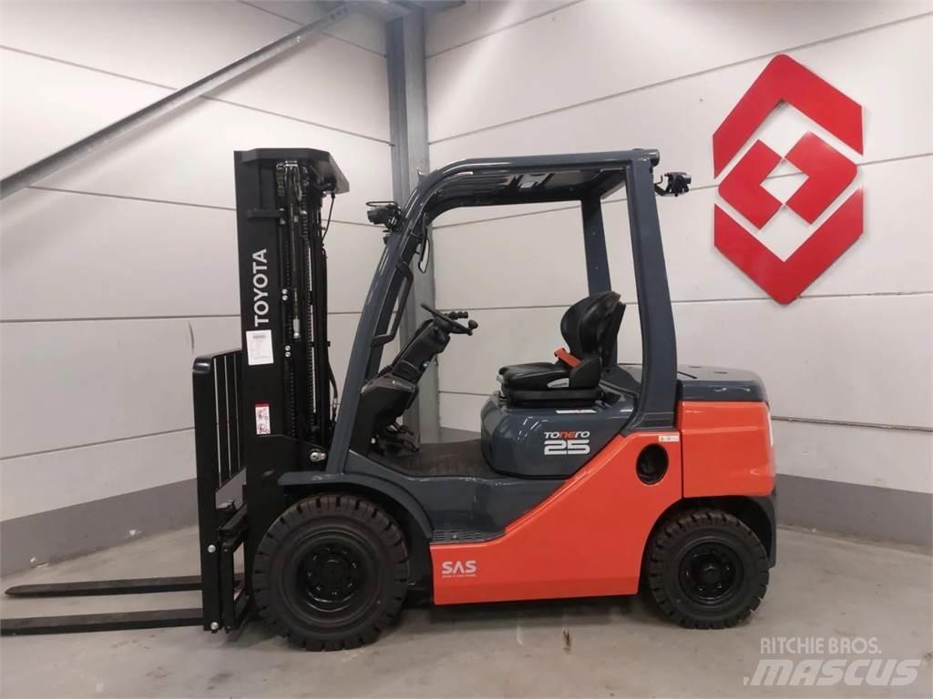 Toyota 52-8FDF25 Diesel Forklifts