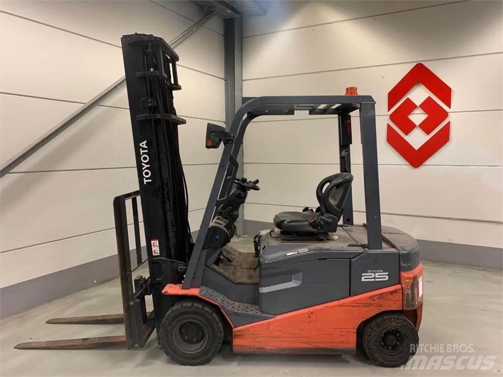 Toyota 8FBN25 Electric Forklifts
