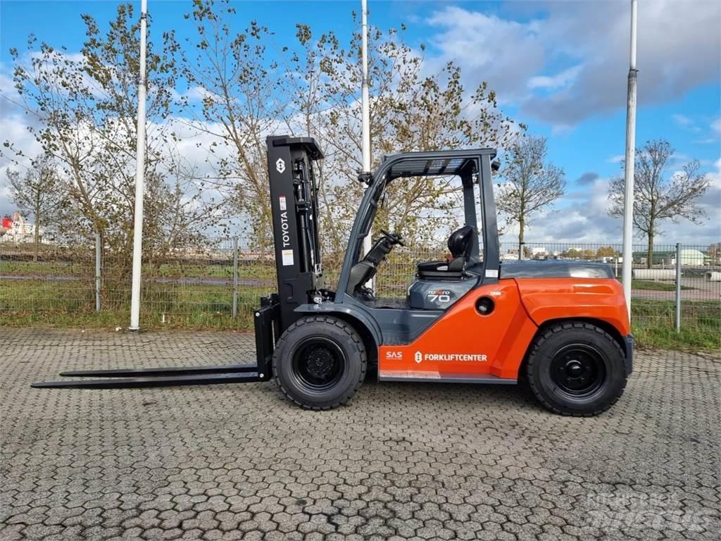 Toyota 8FD70F Diesel Forklifts