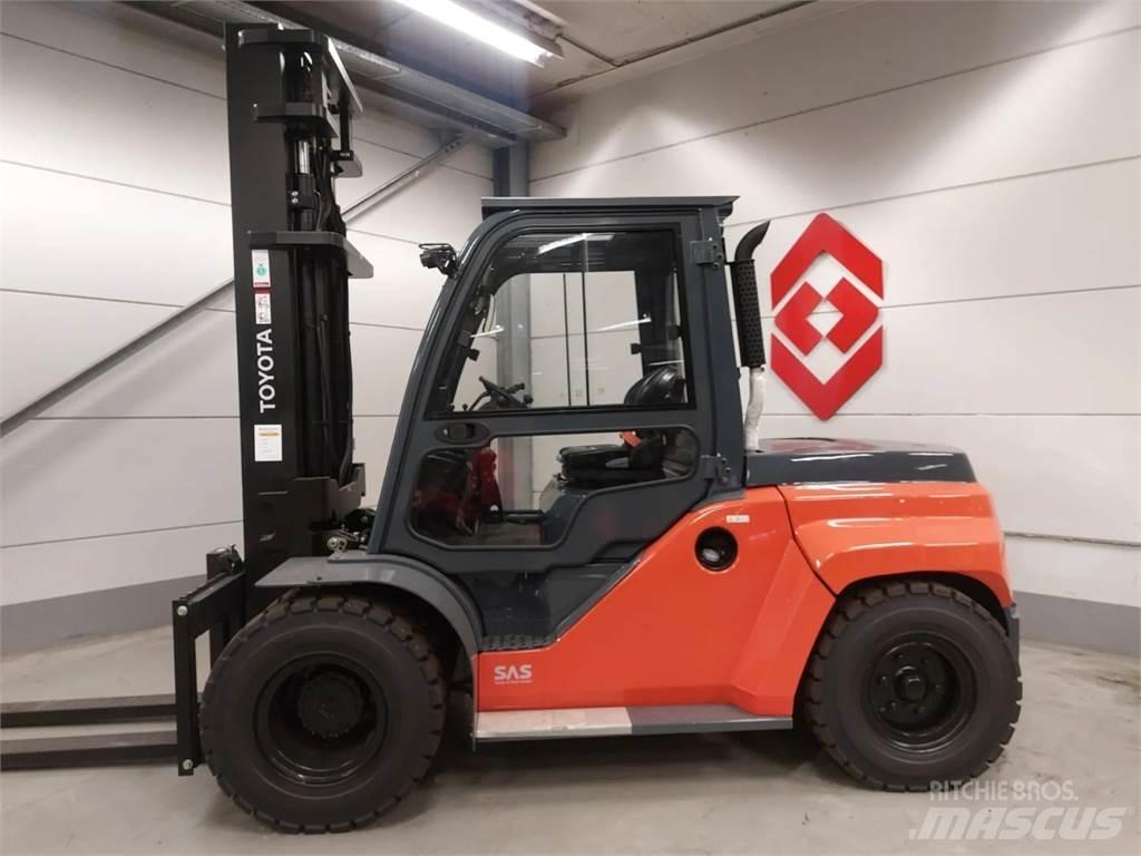 Toyota 8FD70F Diesel Forklifts