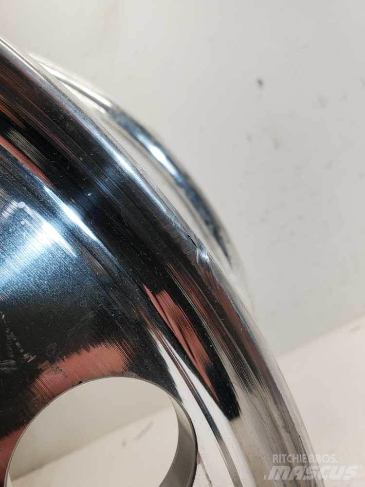  Accuride Tires, wheels and rims