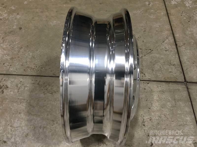  Accuride Tires, wheels and rims