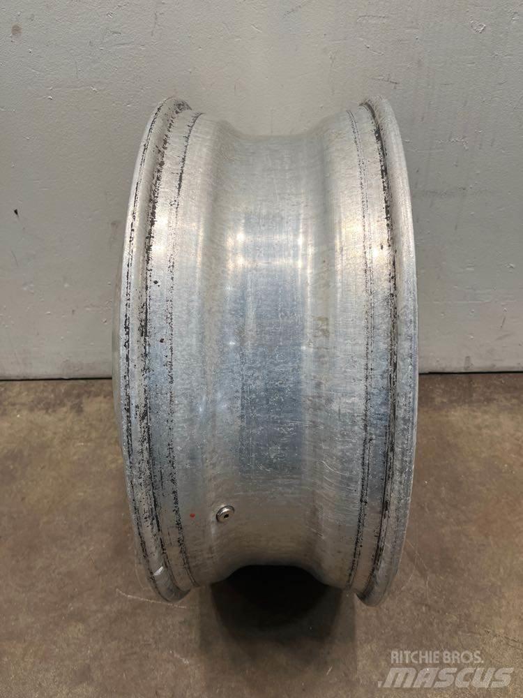 Alcoa  Tires, wheels and rims