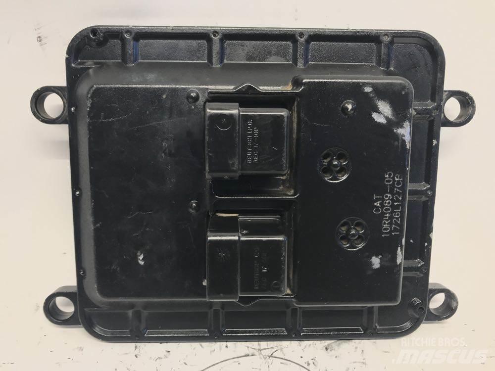 CAT 40 Pin Other Components