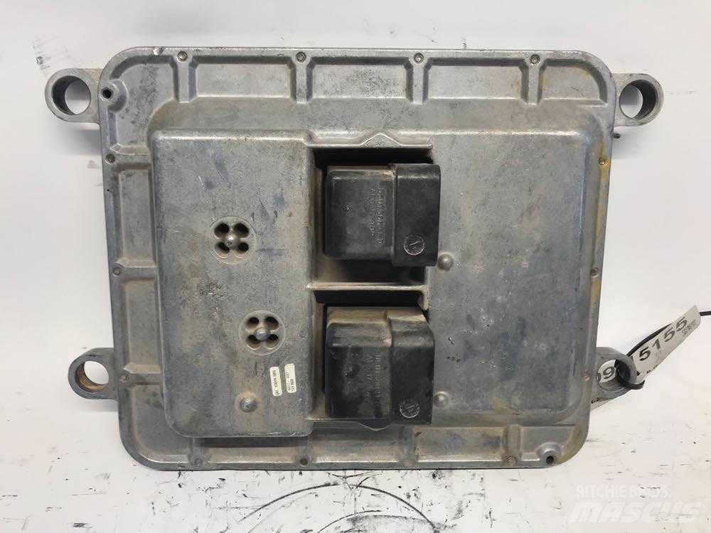 CAT 40 Pin Other Components