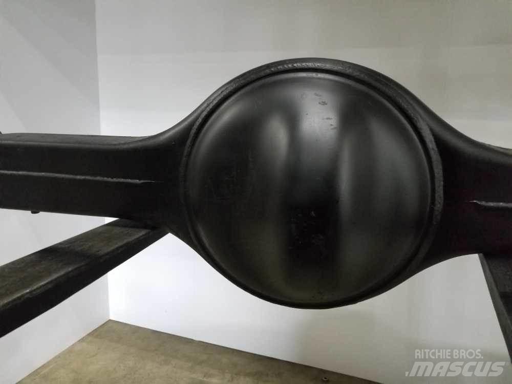  Dana S-140 Axles