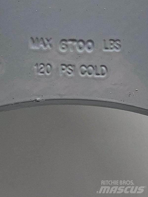 Ford F750 Tires, wheels and rims