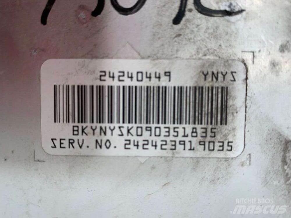 Isuzu NPR Transmission